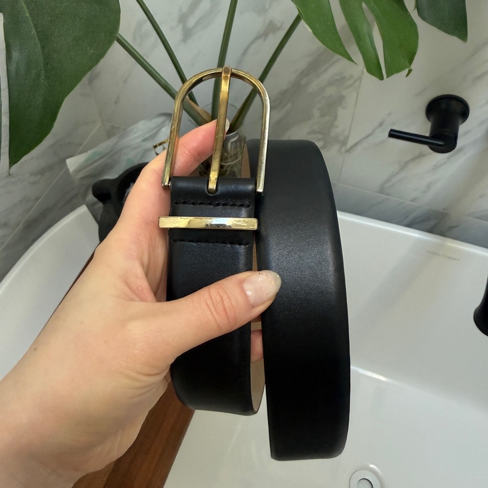 Babaton vegan leather belt - Picture 4 of 4